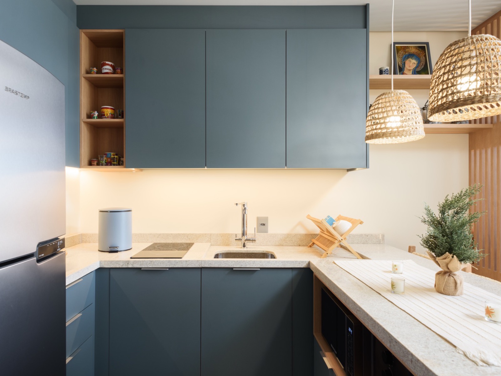 Cozinha planejada pela Di Casa Italínea